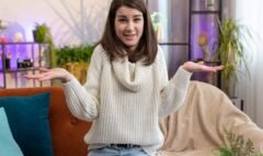 Green and White Digital Influencer Course Instagram Post (1)